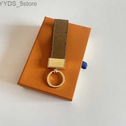 Keychains Lanyards Luxury Ring Brand Designers Gift Box Keychains 240303