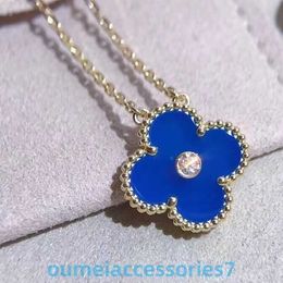 2024 Jewellery Designer Brand Vanl Cleefl Arpelspendant 925 Sterling Silver Agate Four Leaf Clover Necklace Plated with 18k Blue Lucky Grass Collarbone