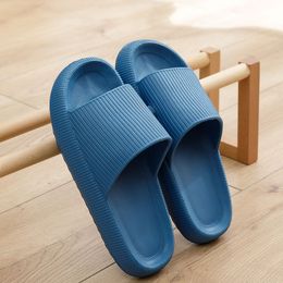 New platform slippers for men and women stepping on shit in summer indoor home bath couple slippers