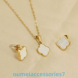 2024 Jewellery Designer Brand Vanl Cleefl Arpelspendant Necklaces 18k Stainless Clover Suit Gold Titanium Steel Shell Necklace Earrings