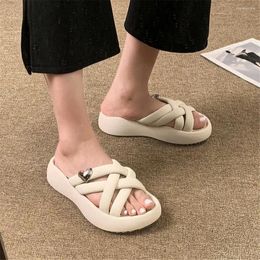 Slippers Beach Bath Black Lady Outdoor Shoes For Women Sandal Summer Woman Sneakers Sport Celebrity Interesting Order