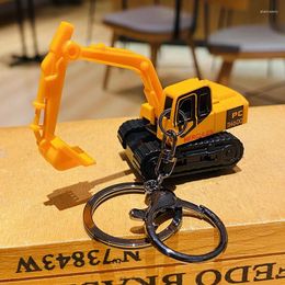 Keychains Simulation Excavator Keychain Boy Lightweight Key Ring Pendant Forklift Tractor Mini Construction Truck Model Keyfob Ornament