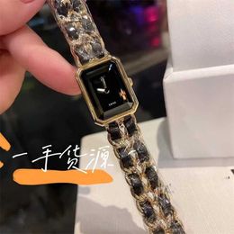 22% OFF watch Watch Middle ancient small fragrant square chain weave with sugar cube recommended by women Black gold batch
