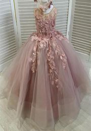 2021 Sheer Neck Beaded Flower Girl Dresses Hand Made Flowers Tulle Lilttle Kids Birthday Pageant Weddding Gowns ZJ04652244172