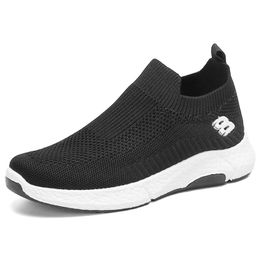 men running shoes mesh sneaker breathable outdoor classic black white soft jogging walking tennis shoe calzado GAI 008