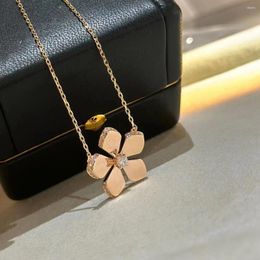 Chains 2024 Classics High Quality Luxury Jewelry Neckalces For Women Pure 925 Sliver Wild Gold Flower Rose Pendant CZ