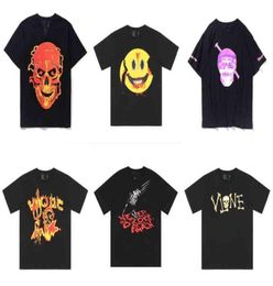 European Designer Famous Mens T Shirt Women Tees Vlones Skull Printed Tshirts Hip Hop Short Sleeve Cotton Summer T Shirt Round Ne2339312