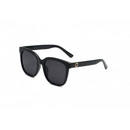 Sunglasses for Women Men Vintage Shades UV400 Classic Large Metal Frame red green Sun Glasses