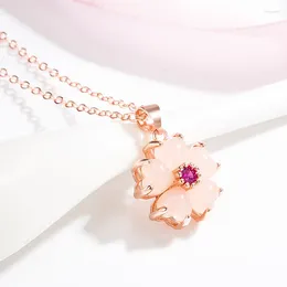 Pendant Necklaces Exquisite Elegant Rose Gold Plated Light Pink Crystal Flower Necklace For Women Birthday Gift Anniversary Jewellery