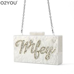 Wifey Name Women Acrylic Shell Messenger Shoulder Bag Bust Crossbody Money Phone Travel Wedding Party Purse drop ship 240223