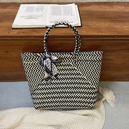 Women Hand Woven Bag Design Silk Scarf Plaid Shopping Large Capacity Vegetable Basket Handbag Female Vacation Beach Tote 240226