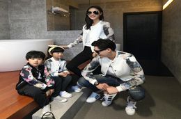 2019 autumn coat jackets family look clothing matching mother daughter clothes father and son outfits mommy and me clothesMX1909196554862