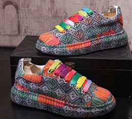 Dandelion Spikes New Flat Leather Rhinestone Fashion Men Embroidery Loafer Dress Smoking Slipper Casual Diamond Shoes Th