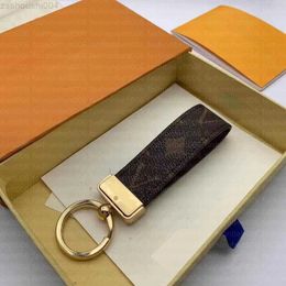Leather Keychain Card Holder Exquisite Luxury Designer Keyring Zinc Alloy Letter Unisex Lanyard cute for women men Black White Metal with box fashionbelt00644C0
