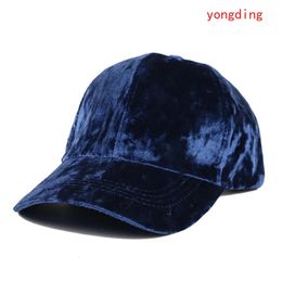 Velvet baseball cap cotton adjustable fashion black dad hat women men summer spring hip hop caps all matched blue red 240223