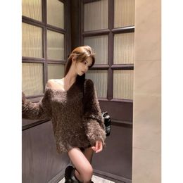 miui Top womens sweater designer Tom Autumn/winter New V-neck Sparkling Embroidered Mink letter Sweater miuimiui Knitwear Love Sweater y2k RAV6