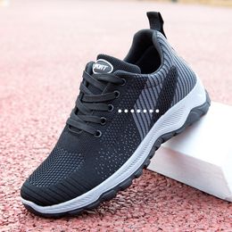 Soft sports running shoes with breathable women balck white womans 0121551