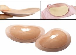 1Pair Womens Sticky Bra Thicker Sponge Bra Pads Breast Push Up Enhancer Removeable Adding Inserts Cups for Bikini Swimsuit Girls1809048