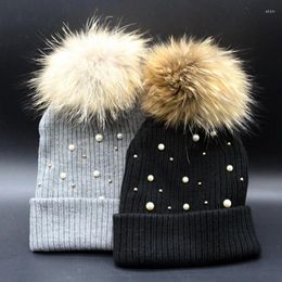 Berets Wholesale Hand Made Crafted Pom Real Raccoon Fur Hat Super Cute Pearl Knitted Warm Racccon Sweet Female