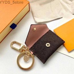 Keychains Lanyards Designer Letter Wallet Keyring Fashion Purse Brown Flower Mini Trinket Gifts Accessories no box 240303