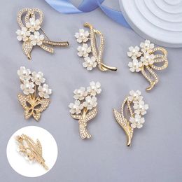 Brooches 1PC Vintage Flower Bunch Pearl Rhinestone For Women Wedding Crystal Bouquet Corsage Clothing Pins Jewelry Accessories