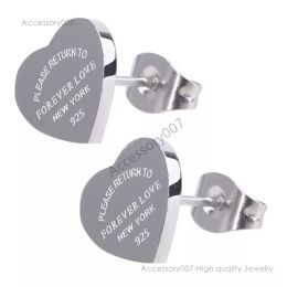 designer Jewellery earingLuxury Womens Heart Love Stud Earrings for women Classic Style Women Lover Studs Titanium Steel Earings Logo Printed Wedding