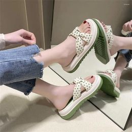 Sandals Opening Key Height Woman Slippers Women's Muler Shoes Gold Sandal Sneakers Sport 2024summer Festival Tenes Hospitality