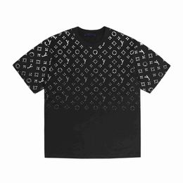 2024 Men's T-Shirts Mens T-shirt designer new casual pure cotton wrinkle resistant classic star shaped letter pattern short sleeved shirt black and white size S-XL 2434