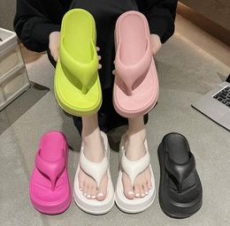 Platform flip-flops Women's fashion slippers candy Colour soft slipper Summer Outdoor antiskid Beach Slippers Comfort casual sandals