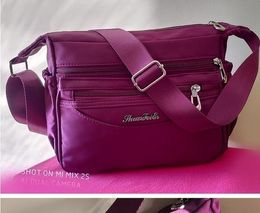 2023 luxurys designers Tassel Handbags bag Women Leathe1r Soho Dis1112