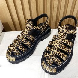 Designer Women Sandals Thick Soles Roman Sandal Rubber Thick Soled Gear Hollow Platform Leopard Print Summer Ladies Casual Beach Slipper Top Quality 35-40 With Box