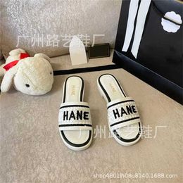 30% OFF Sports 2024 Xiaoxiangfeng slippers shoes wear out in summer new versatile online fashion lazy womens sandals