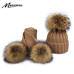 Girl Pom Pom Beanie Warm Knitted Bobble Fur Pompom Hat and Scarf Set Children Real Raccoon Fur Pompon Winter Hat Skullies Y201024310Z