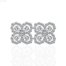 Flower Cluster Vvs Diamond Moissanite Earrings for Women 18k Gold Luxury Earrings Christmas Present Gift