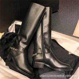 Sapatos esportivos 2024 xiaoxiangfeng mulheres outono/inverno nova corrente de salto grosso alto cavaleiro na altura do joelho botas de cano longo de couro genuíno