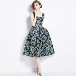 Casual Dresses Runway Luxury Floral Print A-line Sling For Women Summer Exquisite Sleeveless Fashion Pleats Slim Midi Party Dress Robes