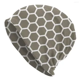 Berets Grey Honeycomb Pattern Bonnet Femme Cool Knitted Hat For Men Women Winter Warm Geometric Hexagons Beanies Caps
