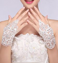 New Arrival Cheap In Stock Lace Appliques Beads Fingerless Wrist Length With Ribbon Bridal Gloves Wedding Accessories9080759