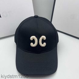 Casual Denim Baseball Cap Unisex Designer Beanie Sesame Cotton Duck Tongue Hat Sports Sun Official Website Sync DOUO