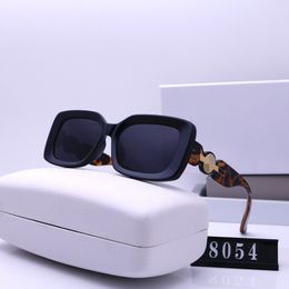 personality designer Women's Men's retro glasses board High grade luxe sunglasses high appearance value radiation resistant Polarizing 8054