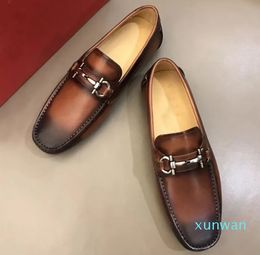 Luxury Handmade shoe men British peas shoes fashion metal button wedding Non-slip Driving loafers size 38-44