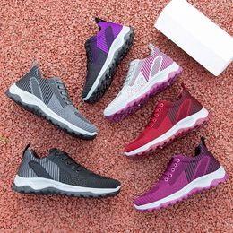 Soft sports running shoes with breathable women balck white womans 012589200