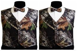 2019 Top Camo Men Vests With Bow Camouflage Groom Groomsman Vest Cheap Satin Custom Formal Wedding Vests Camouflage9770823