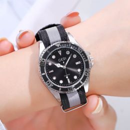 Women's watch high-grade fashion light luxury leisure high-end cloth temperament quartz waterproof watch Q1