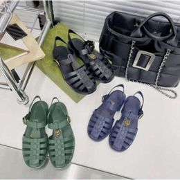 2024 Classic Mens gladiator Sandal Rubber Slippers Jelly clear Sandals Beach Flat Casual Shoe Alphabet Candy Colors Outdoor Roman transparent Shoes