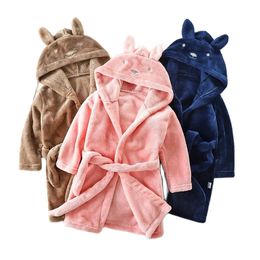 Autumn Winter Kids Hooded Bathrobe Baby Boys Girls Cartoon Rabbit Flannel Pyjamas Children Soft Bath Robe Nightgown Bath Rob 240228