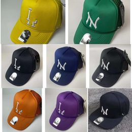 24 Hollow and Breathable Outdoor Deigner Cap Fahion Menhat Women Baeball Fitted Hat Yellow Letter Ummer Unhade Port Embroidery Beach Canva Ball