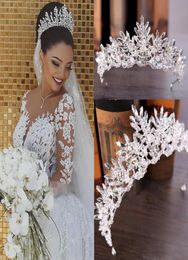 Headpieces Luxury Bridal Crown Wedding Hair Accessories White Ivory Long Crystal Beaded Bling Church Gorgeous Designer Style S Dubai3911769