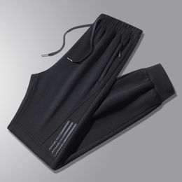 Men's Pants Fitness Workout Brand Track pants Autumn Winter Male Cotton Sportswear Trousers Joggers Sweatpants Men Casual Skinny Pants Asian size M-5XL