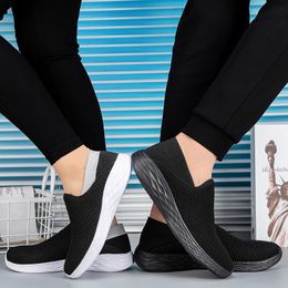 Free Shipping Men Women loafers Running Shoes Soft Comfort Black White Beige Grey Red Purple Blue Green Mens Trainers Slip-On Sneakers GAI color79